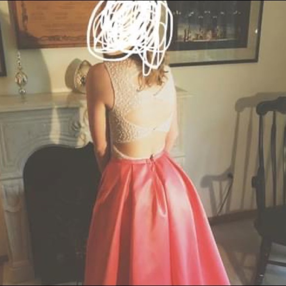 Formal Dress - Picture 2 of 3